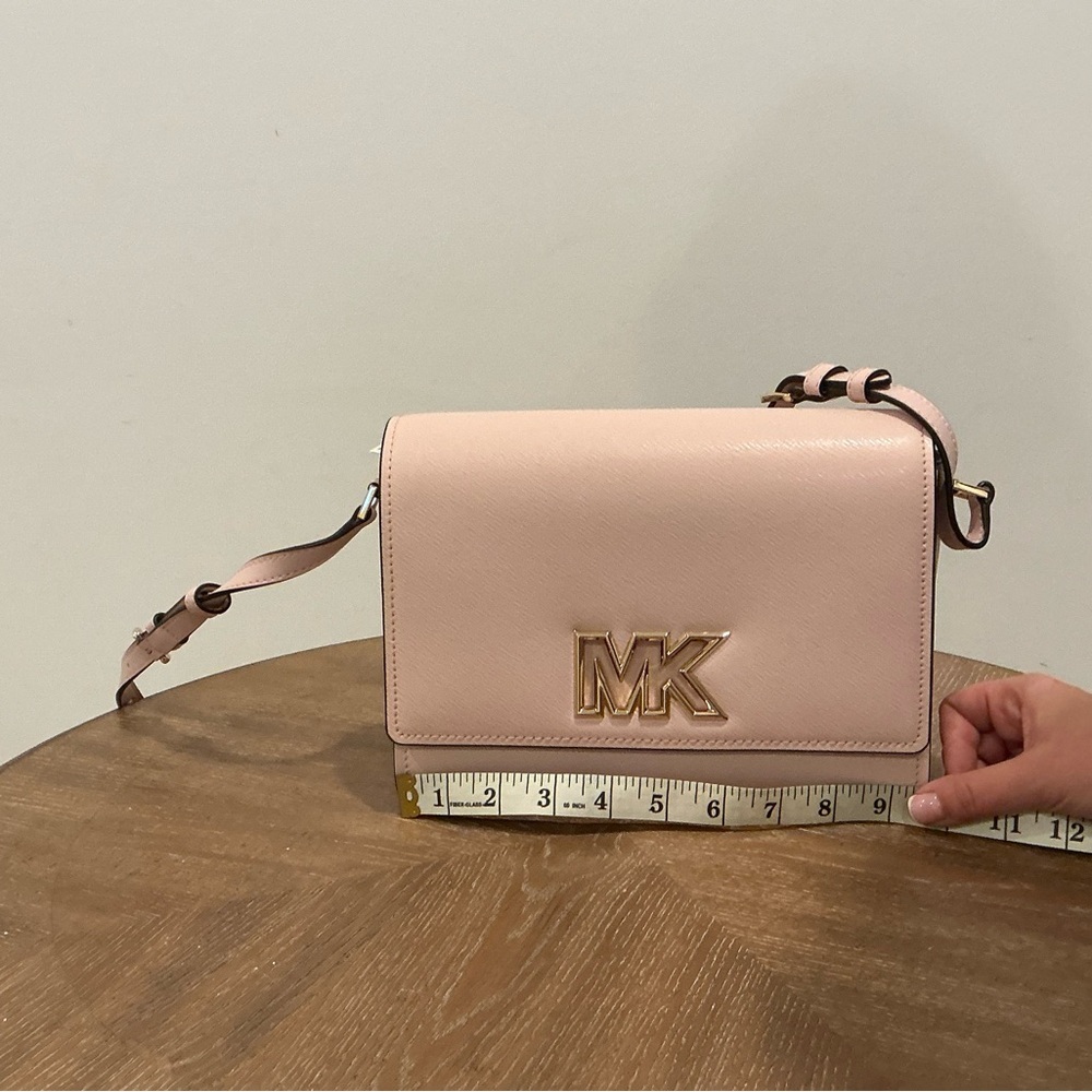 MICHAEL MICHAEL KORS Mimi Medium
Leather Messenger Crossbody Bag Powder Blush - Picture 7 of 7